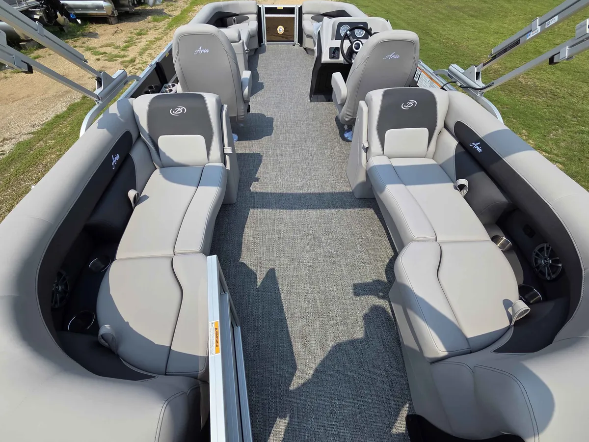 boat-carouselImage-image