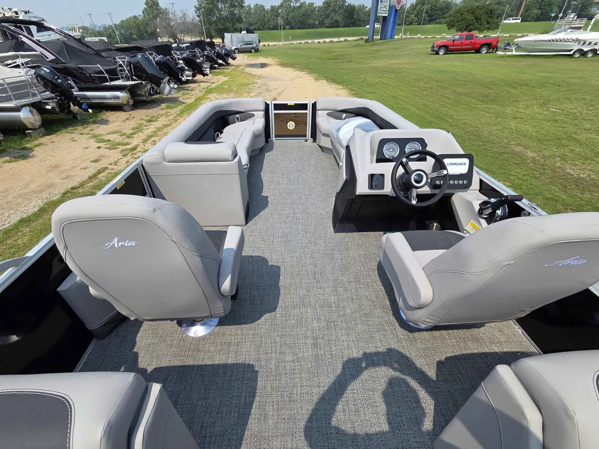 boat-carouselImage-image