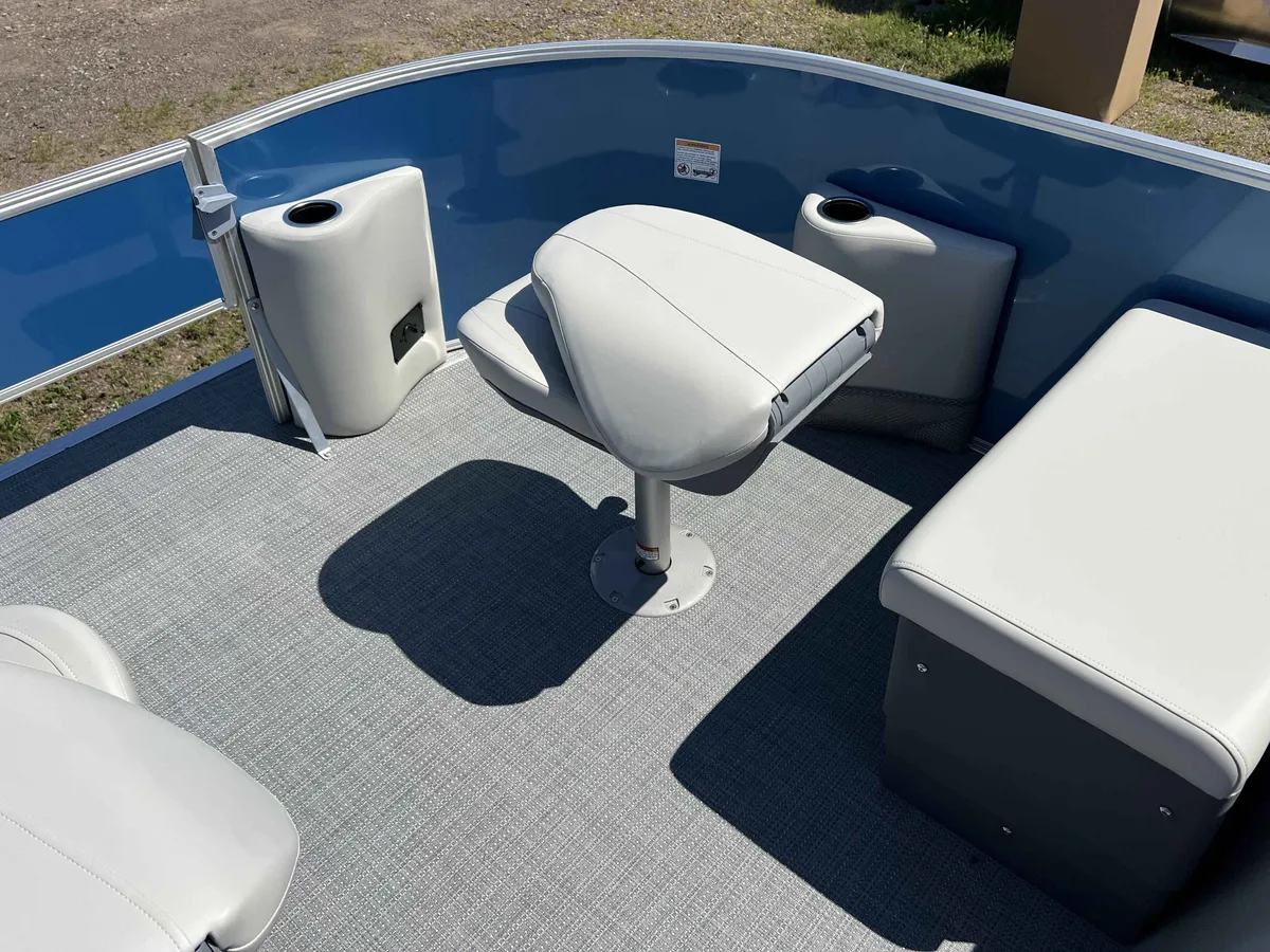 boat-carouselImage-image