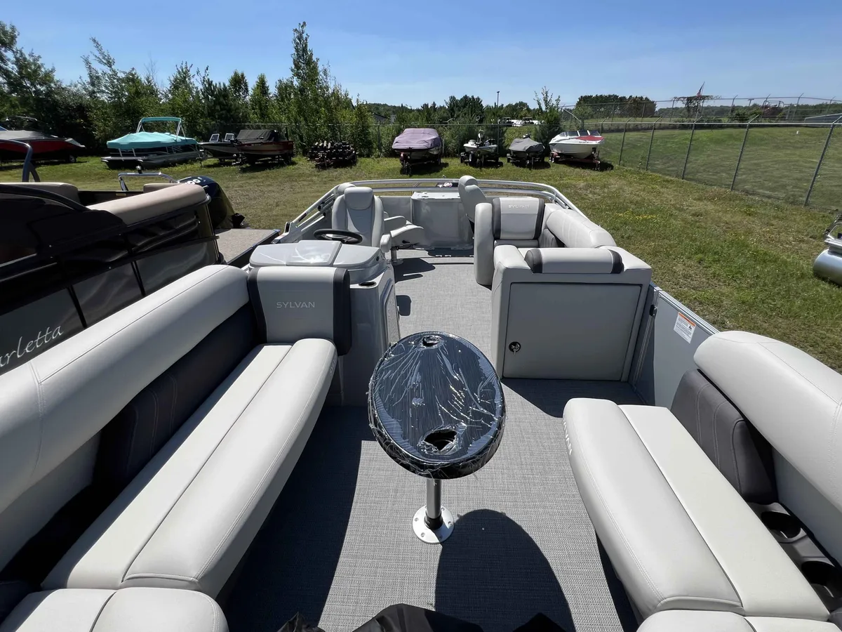boat-carouselImage-image