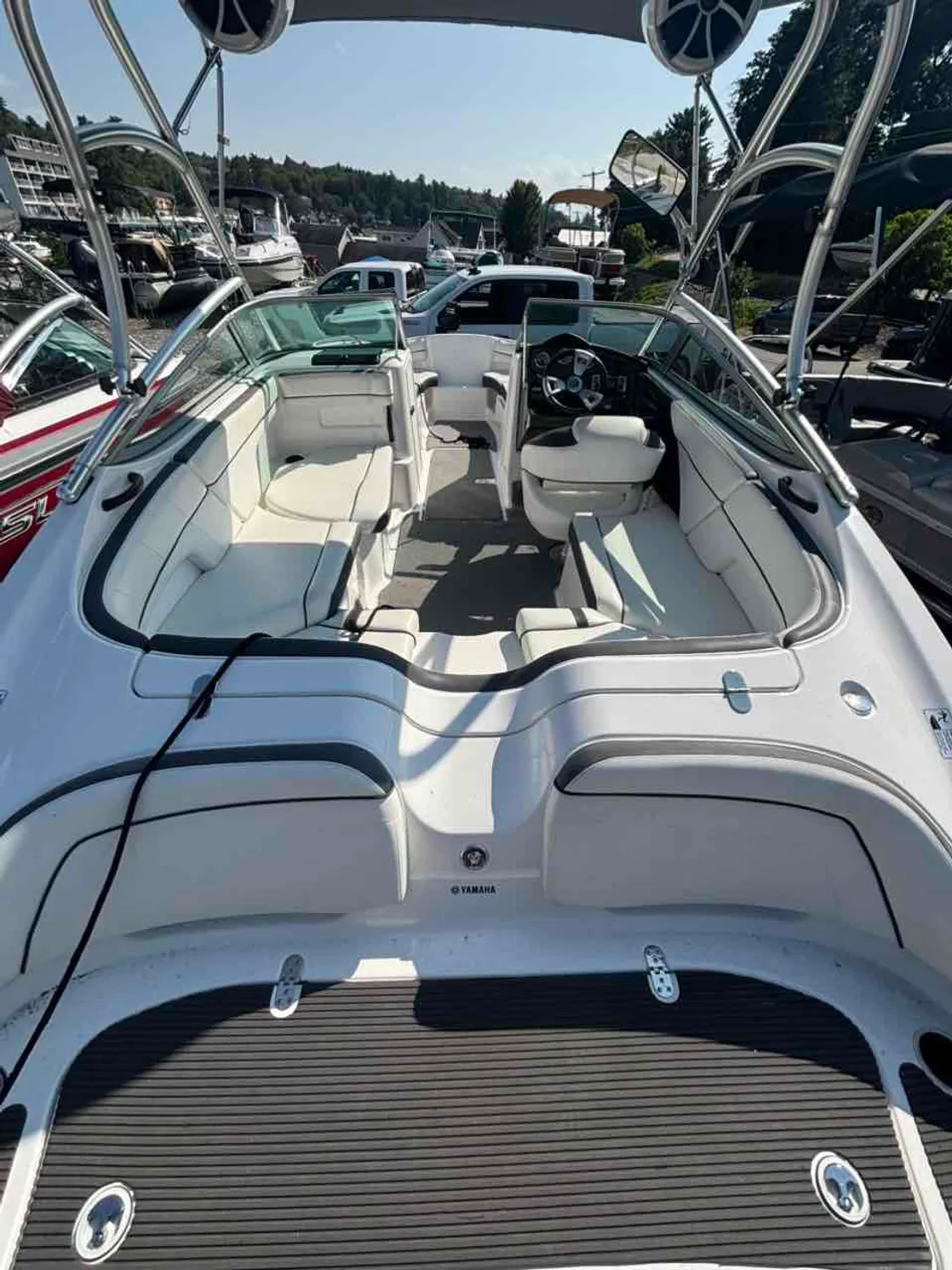 dummy-boat-img