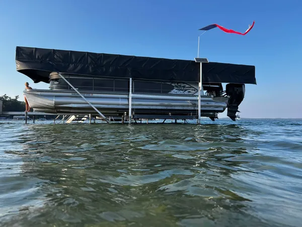 boat-detail-slider-thumb-5