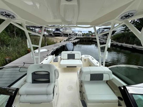 2026 Cobia 240 DC detail image 20