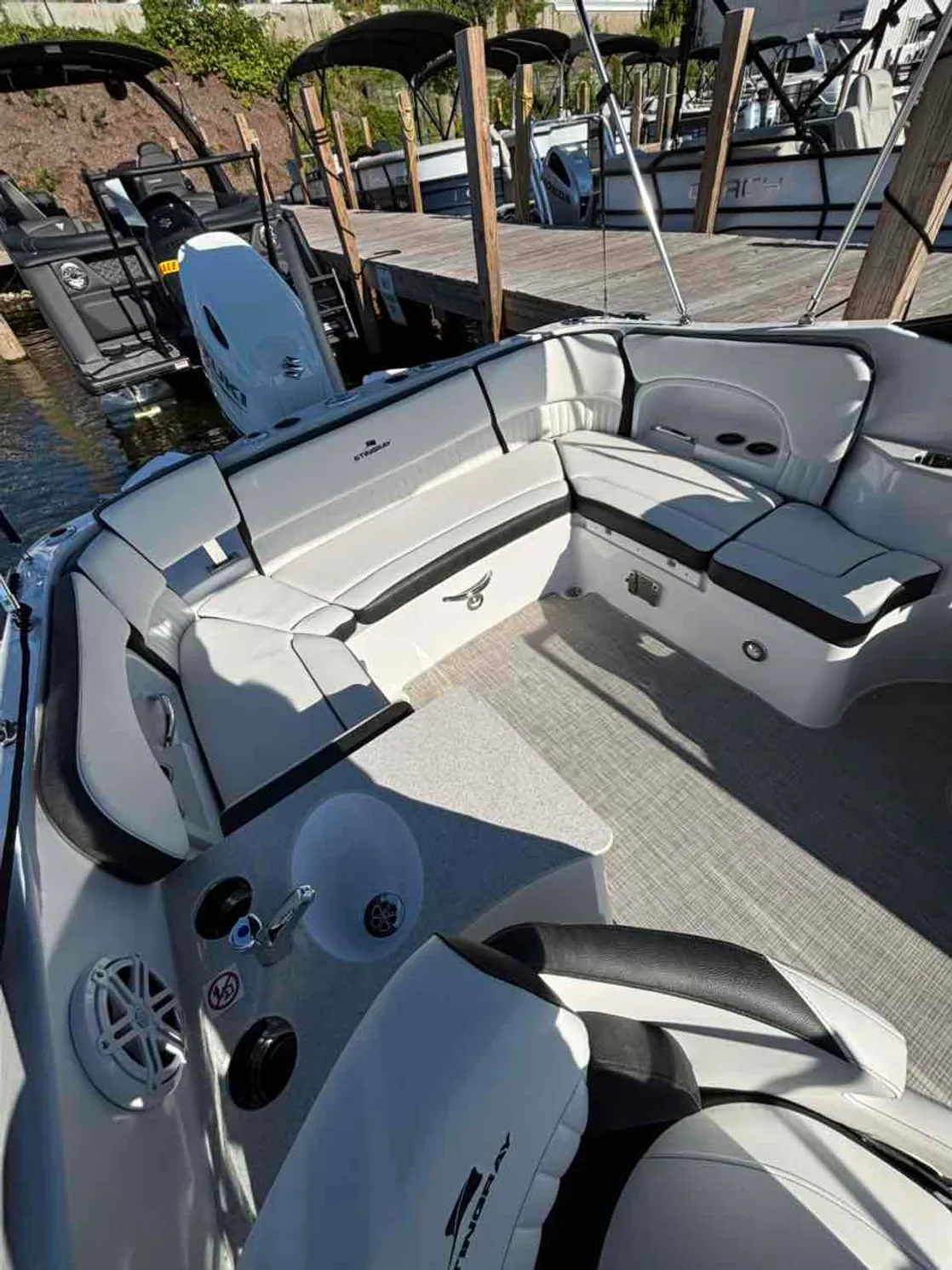 dummy-boat-img