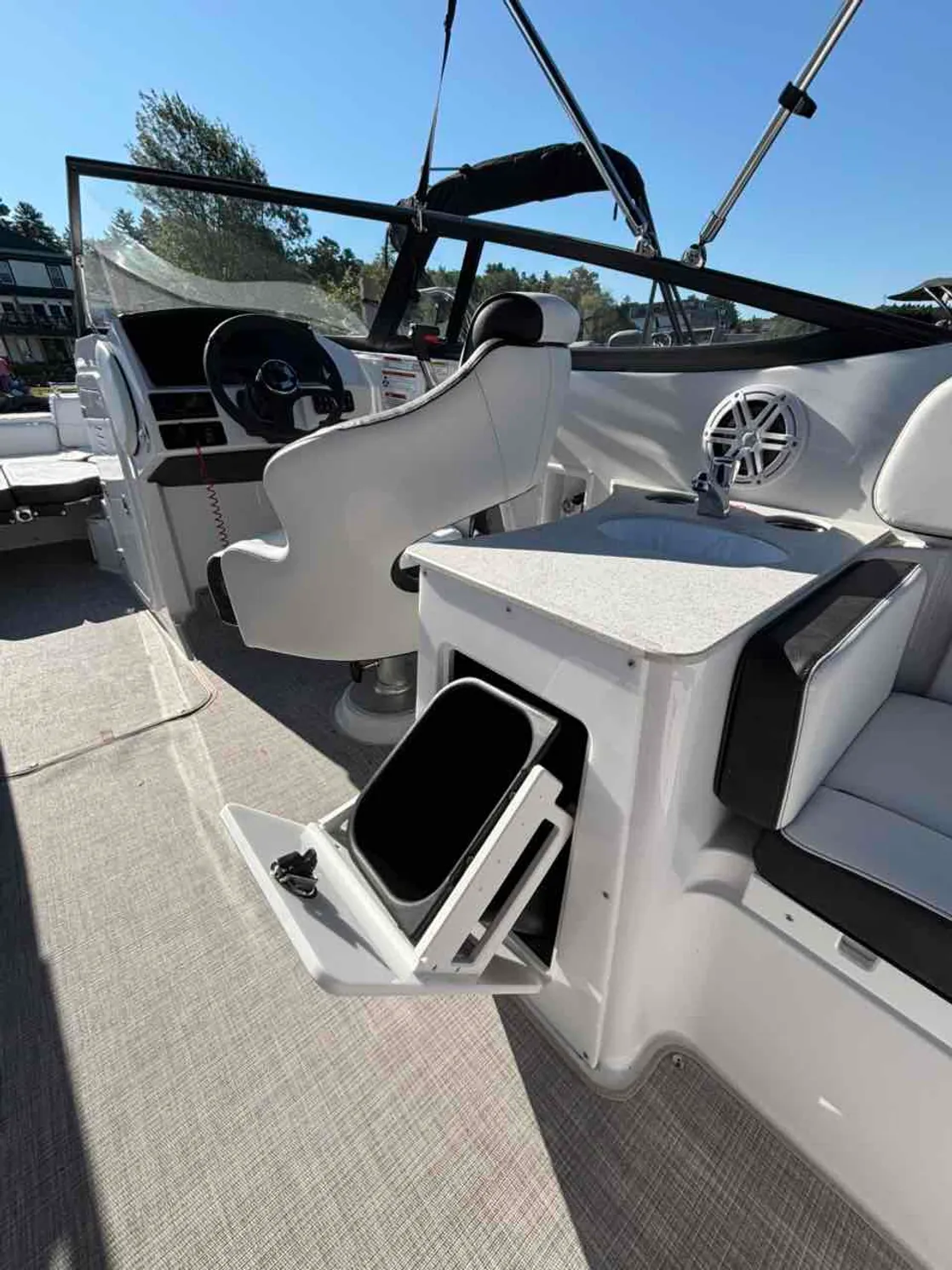 dummy-boat-img