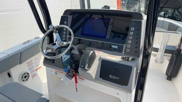 2026 Robalo R230-5