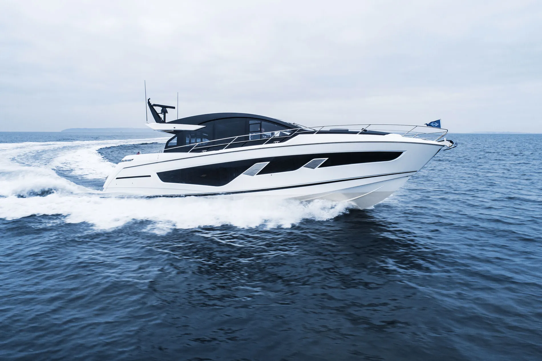 New 2027 Sunseeker Predator 65 for Sale | Vancouver, BC | M&P Yacht Centre | 68b0b07aa32949901a01fba9
