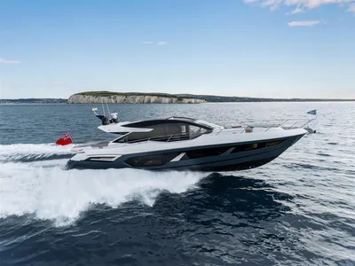 New 2027 Sunseeker Predator 75 for Sale | Vancouver, BC | M&P Yacht Centre | 68b0b1b18827937d74076ac1