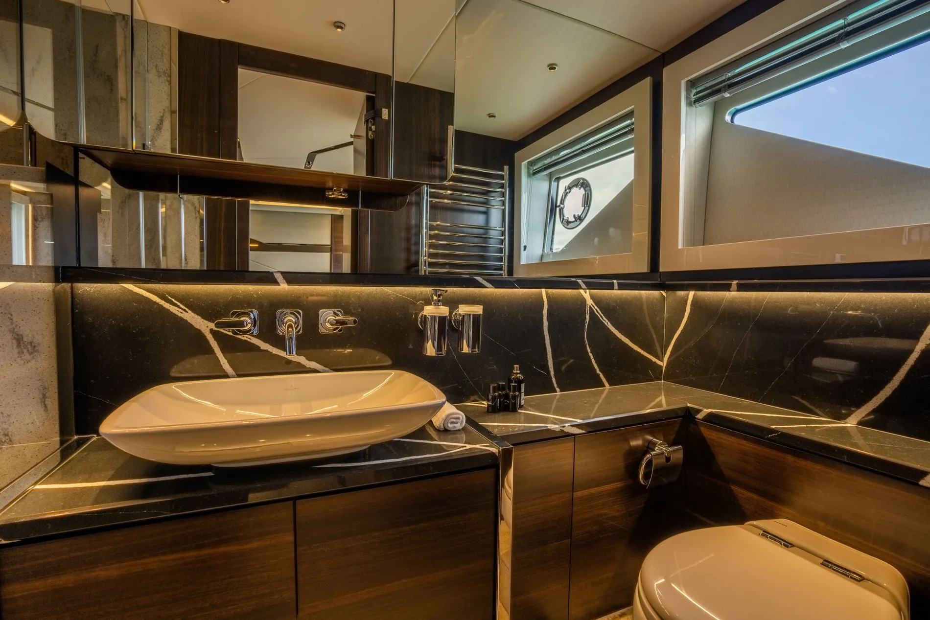 New 2027 Sunseeker 65 Sport Yacht for Sale | Vancouver, BC | M&P Yacht Centre | 68b0b344bca80c48c604cbc8