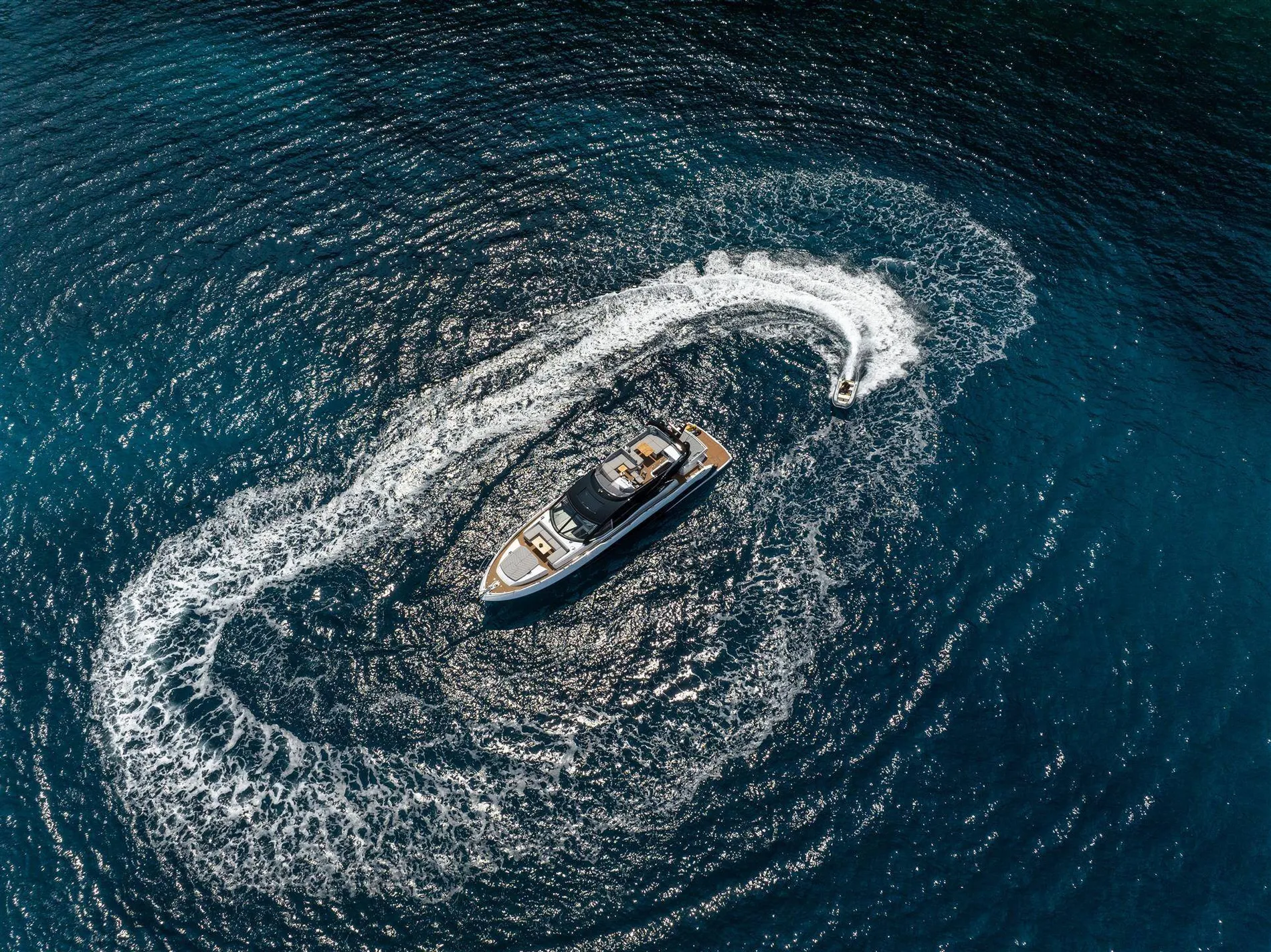 New 2027 Sunseeker 75 Sport Yacht for Sale | Vancouver, BC | M&P Yacht Centre | 68b0bfc01bbe1eac910a4e3e