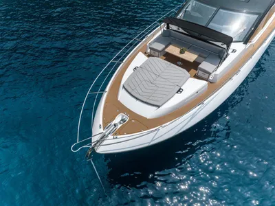 New 2027 Sunseeker 75 Sport Yacht for Sale | Vancouver, BC | M&P Yacht Centre | 68b0bfc01bbe1eac910a4e3e