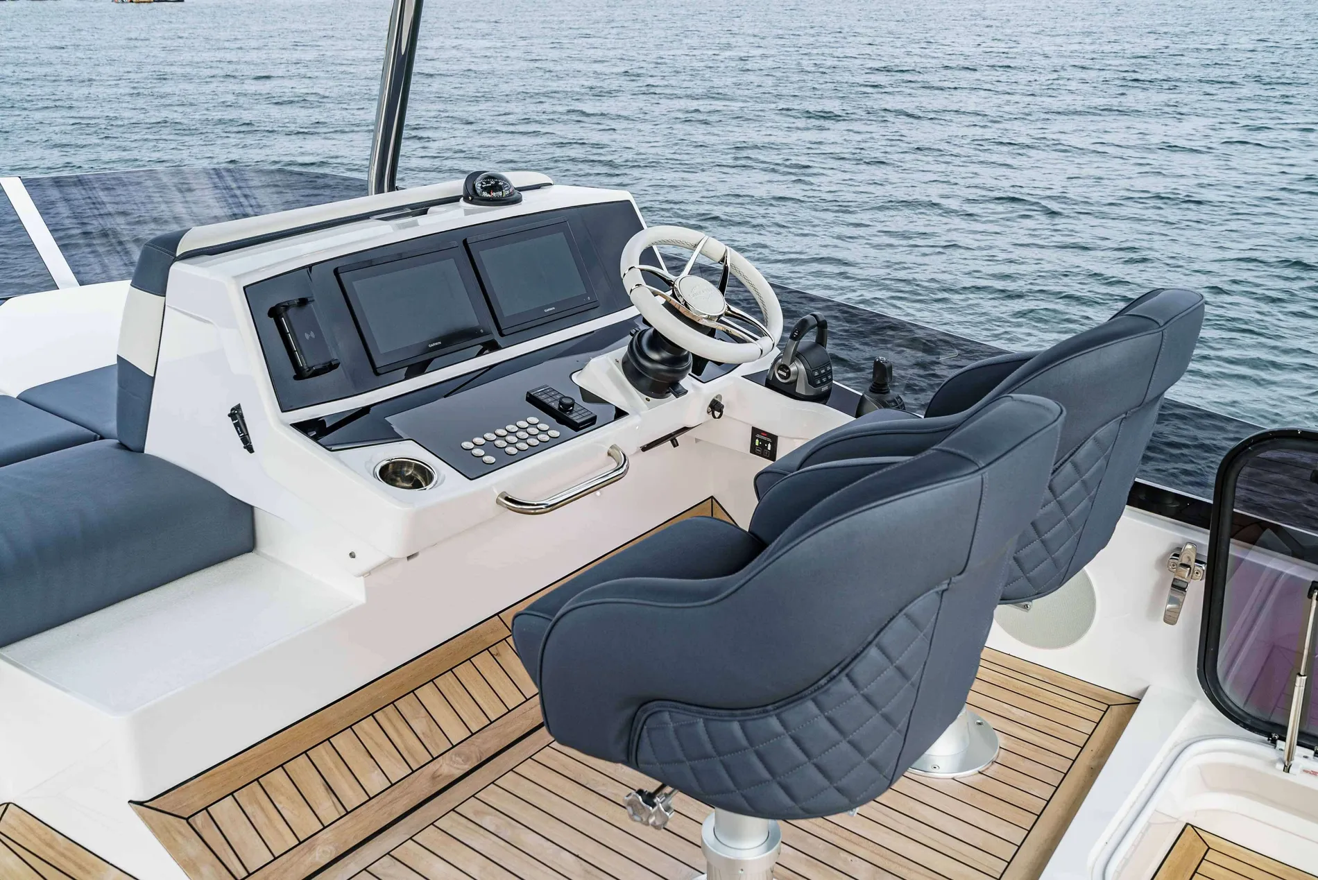 New 2027 Sunseeker Manhattan 55 for Sale | Vancouver, BC | M&P Yacht Centre | 68b0c6a33a5075fc2a0ca56e