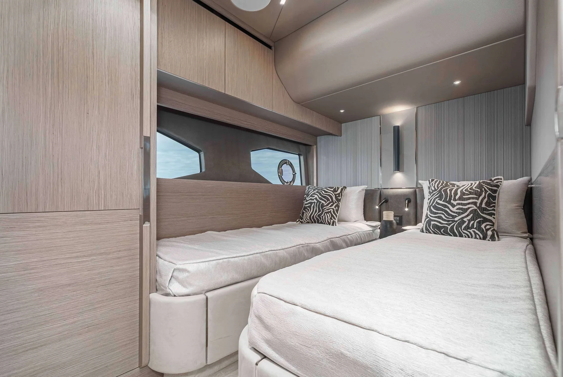 New 2027 Sunseeker Manhattan 55 for Sale | Vancouver, BC | M&P Yacht Centre | 68b0c6a33a5075fc2a0ca56e