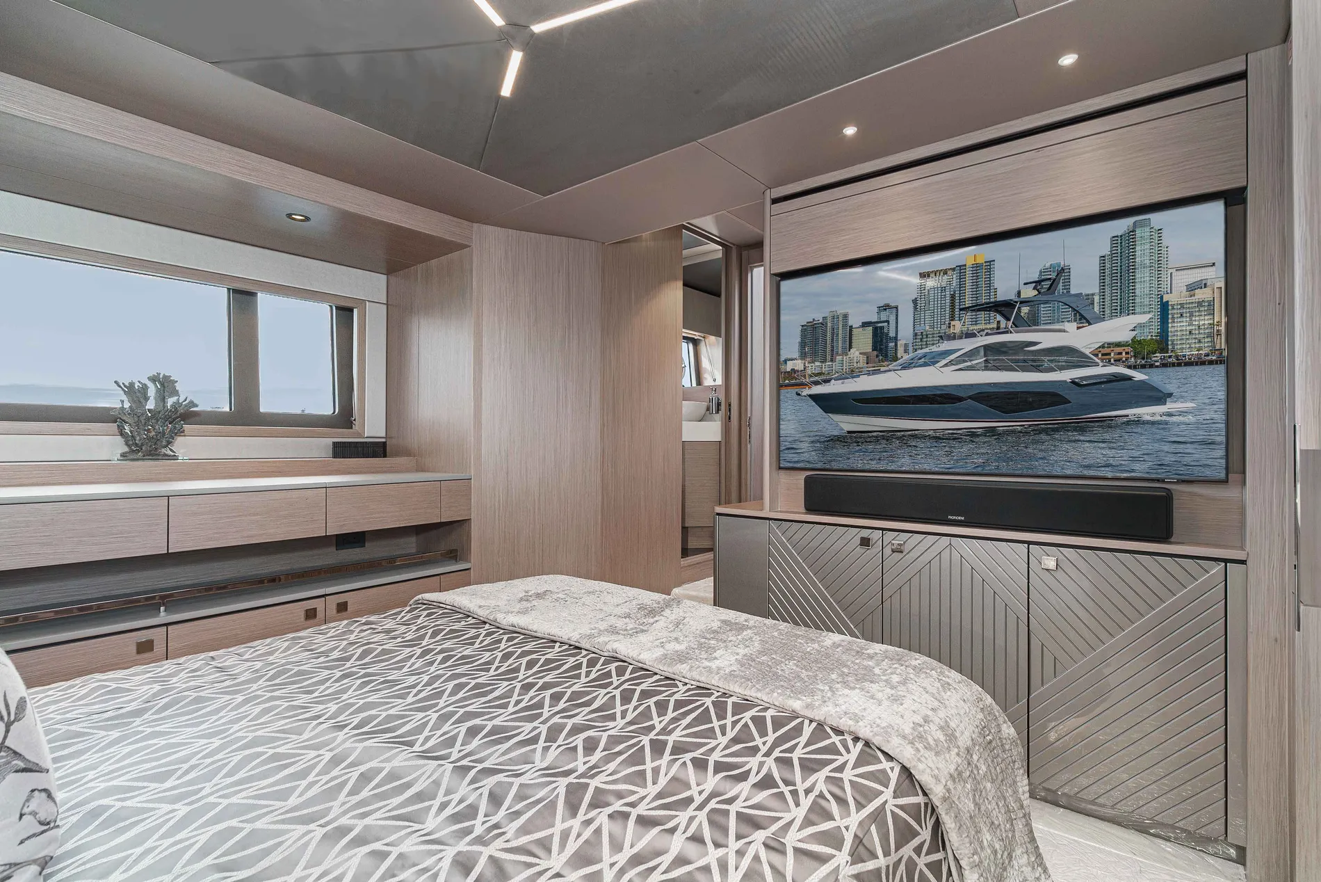 New 2027 Sunseeker Manhattan 55 for Sale | Vancouver, BC | M&P Yacht Centre | 68b0c6a33a5075fc2a0ca56e