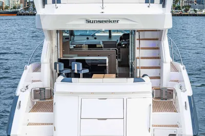 New 2027 Sunseeker Manhattan 55 for Sale | Vancouver, BC | M&P Yacht Centre | 68b0c6a33a5075fc2a0ca56e
