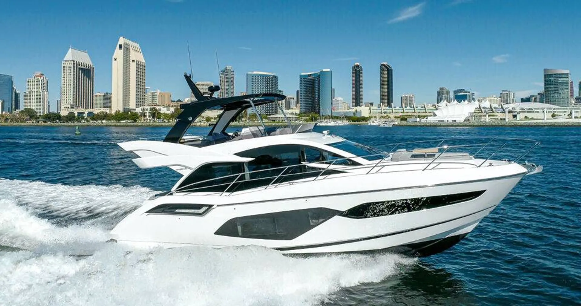 New 2027 Sunseeker Manhattan 55 for Sale | Vancouver, BC | M&P Yacht Centre | 68b0c6a33a5075fc2a0ca56e