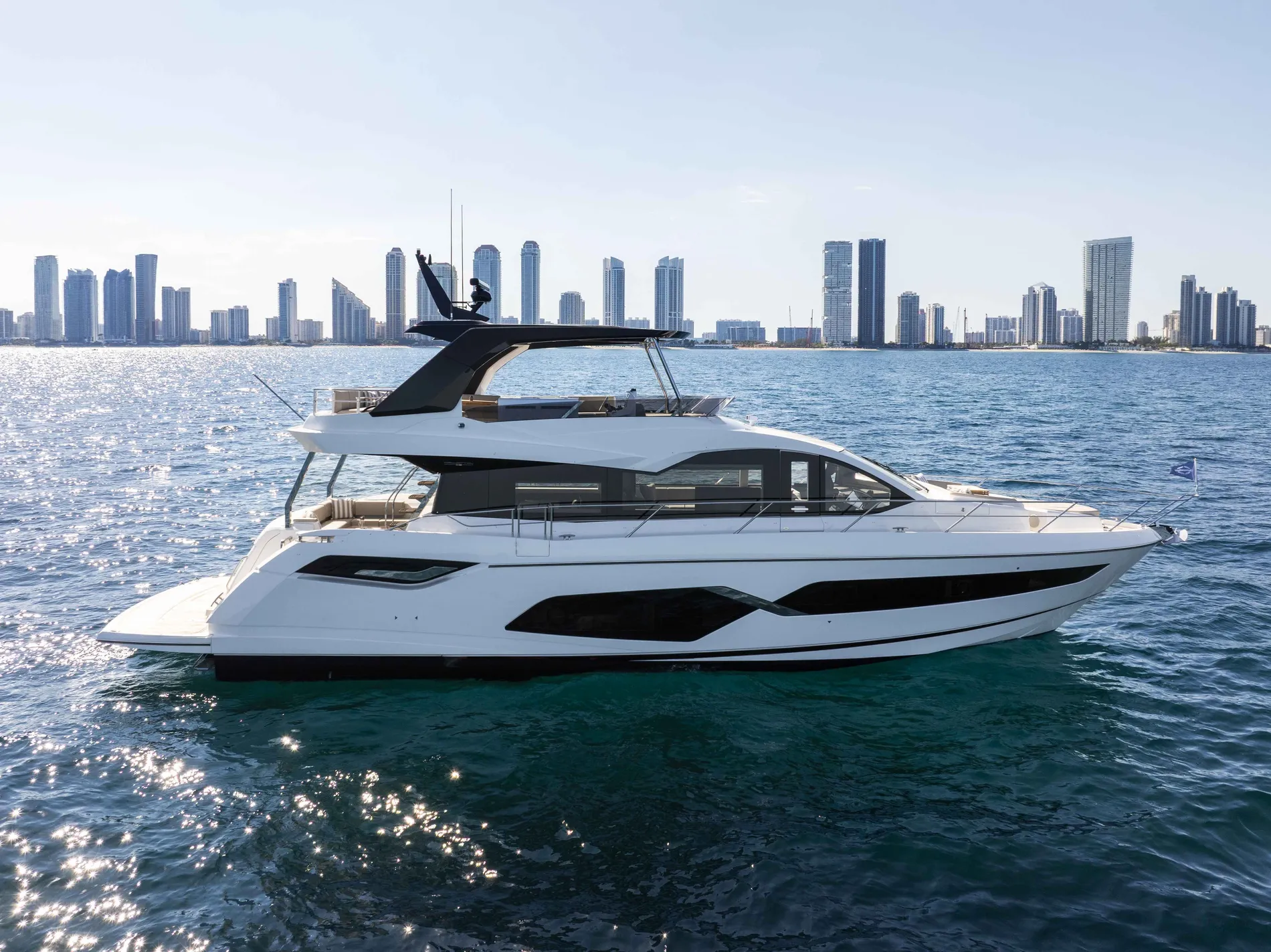New 2027 Sunseeker Manhattan 68 for Sale | Vancouver, BC | M&P Yacht Centre | 68b0d4613a5075fc2a0ca5ba