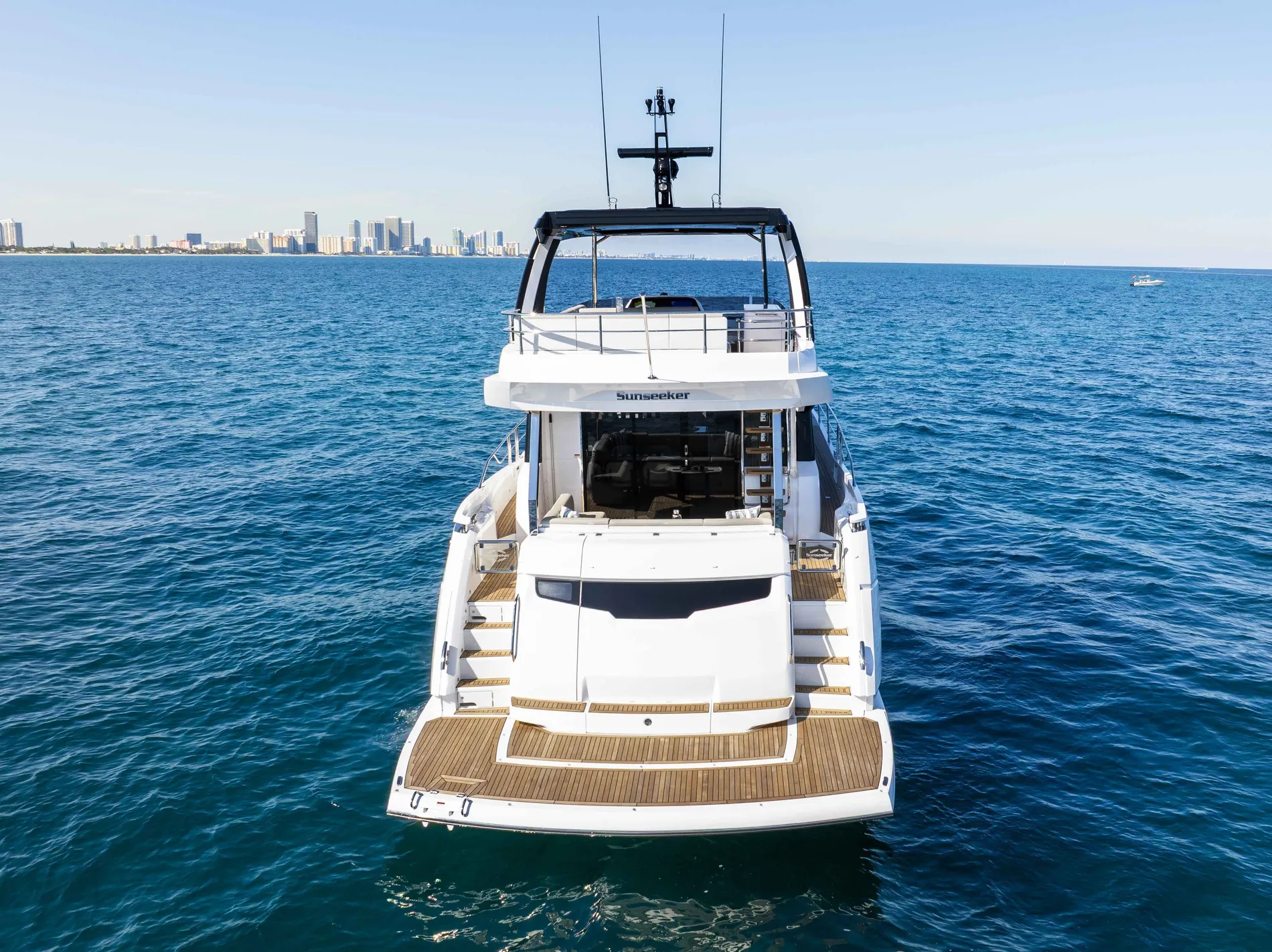 New 2027 Sunseeker Manhattan 68 for Sale | Vancouver, BC | M&P Yacht Centre | 68b0d4613a5075fc2a0ca5ba