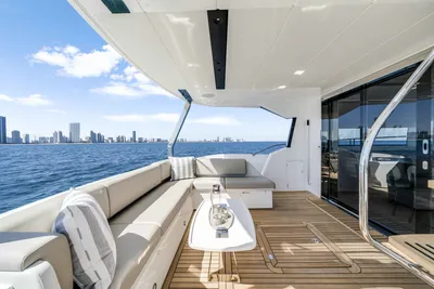 New 2027 Sunseeker Manhattan 68 for Sale | Vancouver, BC | M&P Yacht Centre | 68b0d4613a5075fc2a0ca5ba