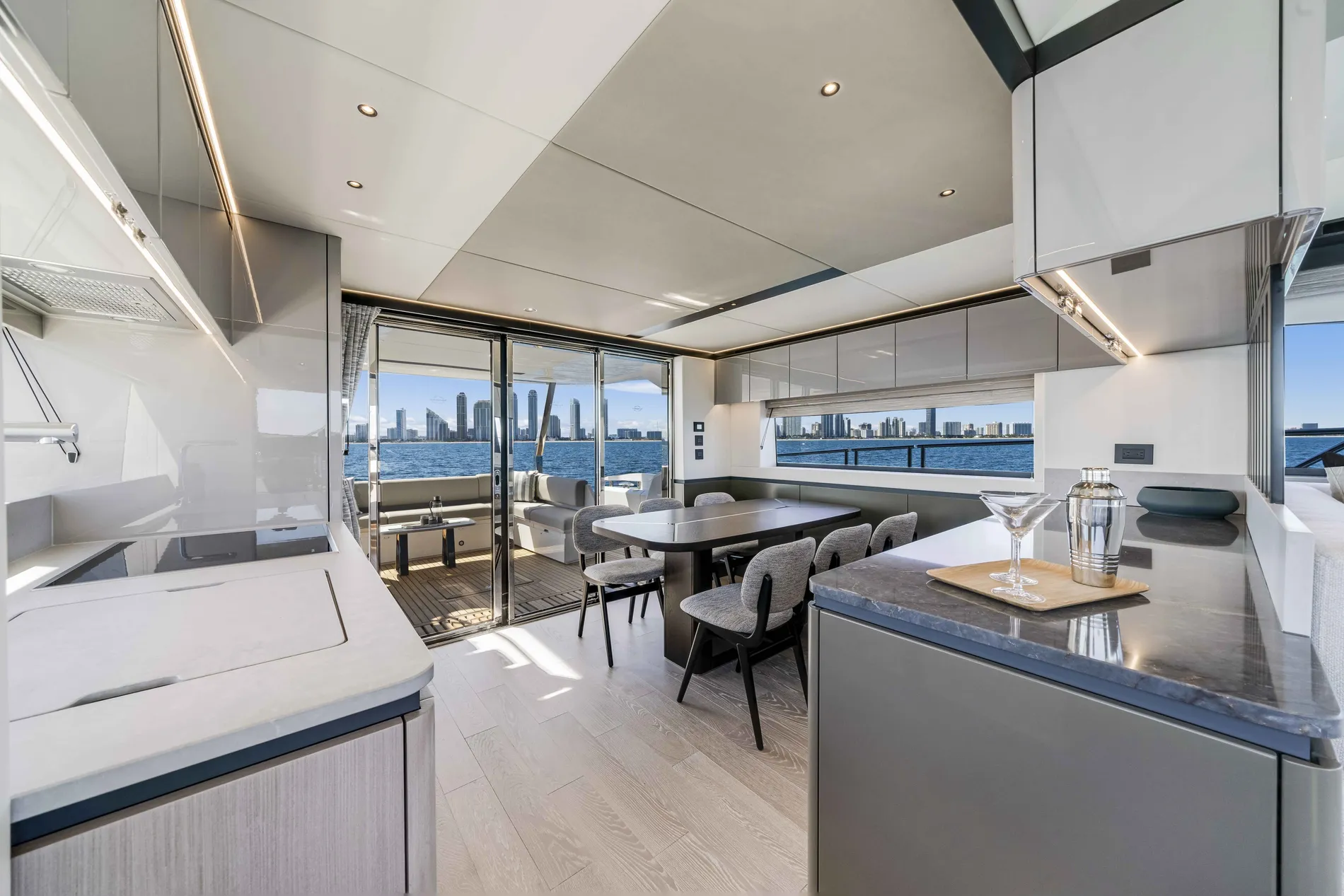 New 2027 Sunseeker Manhattan 68 for Sale | Vancouver, BC | M&P Yacht Centre | 68b0d4613a5075fc2a0ca5ba