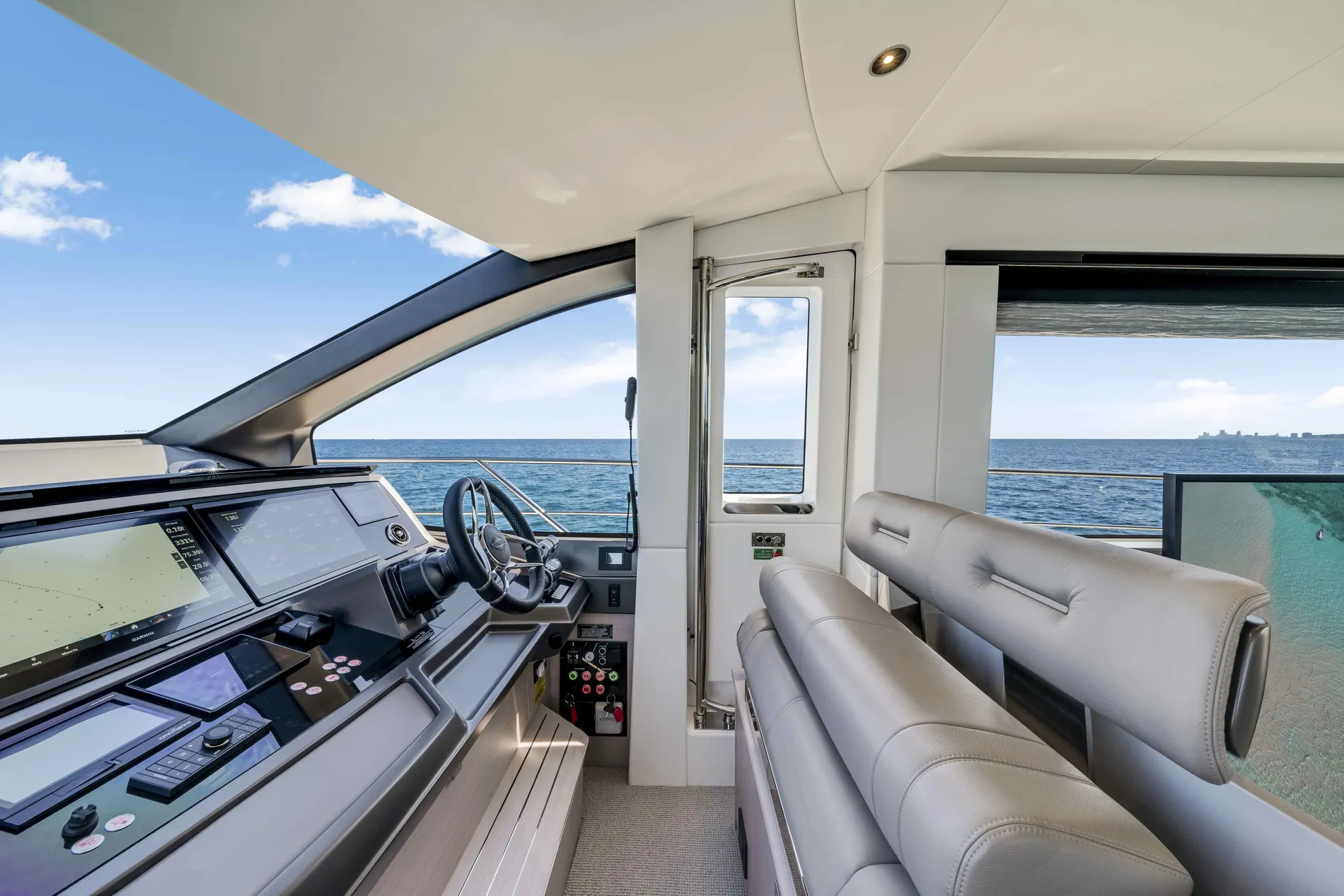 New 2027 Sunseeker Manhattan 68 for Sale | Vancouver, BC | M&P Yacht Centre | 68b0d4613a5075fc2a0ca5ba