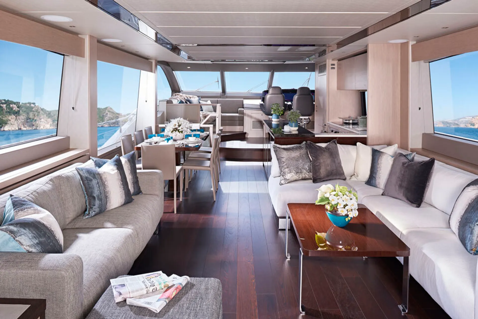 New 2027 Sunseeker 76 Yacht for Sale | Vancouver, BC | M&P Yacht Centre | 68b0d7ddf582e419fb0a0be5