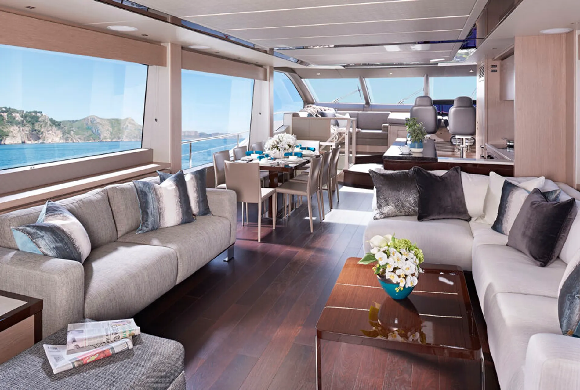 New 2027 Sunseeker 76 Yacht for Sale | Vancouver, BC | M&P Yacht Centre | 68b0d7ddf582e419fb0a0be5