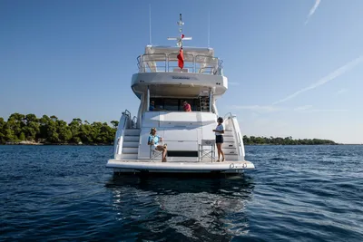 New 2027 Sunseeker 76 Yacht for Sale | Vancouver, BC | M&P Yacht Centre | 68b0d7ddf582e419fb0a0be5