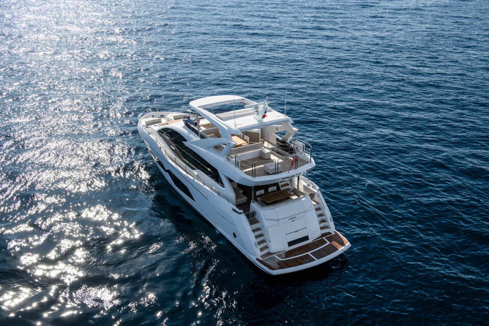 New 2027 Sunseeker 76 Yacht for Sale | Vancouver, BC | M&P Yacht Centre | 68b0d7ddf582e419fb0a0be5