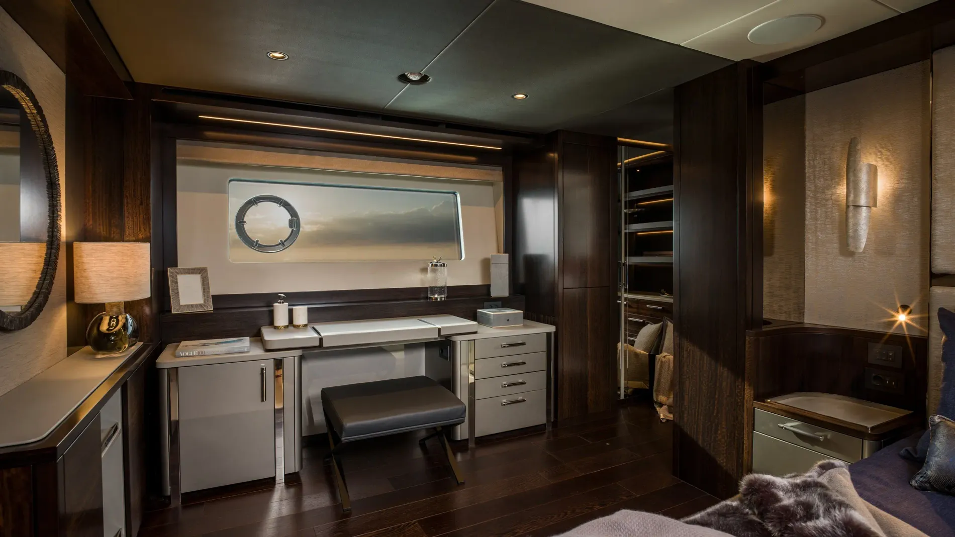 New 2027 Sunseeker 88 Yacht for Sale | Vancouver, BC | M&P Yacht Centre | 68b0da8dcd3aca6b5e088c03