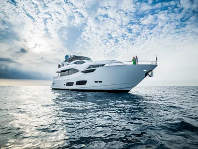 New 2027 Sunseeker 95 Yacht for Sale | Vancouver, BC | M&P Yacht Centre | 68b0dfdde1f46d9db90fc660