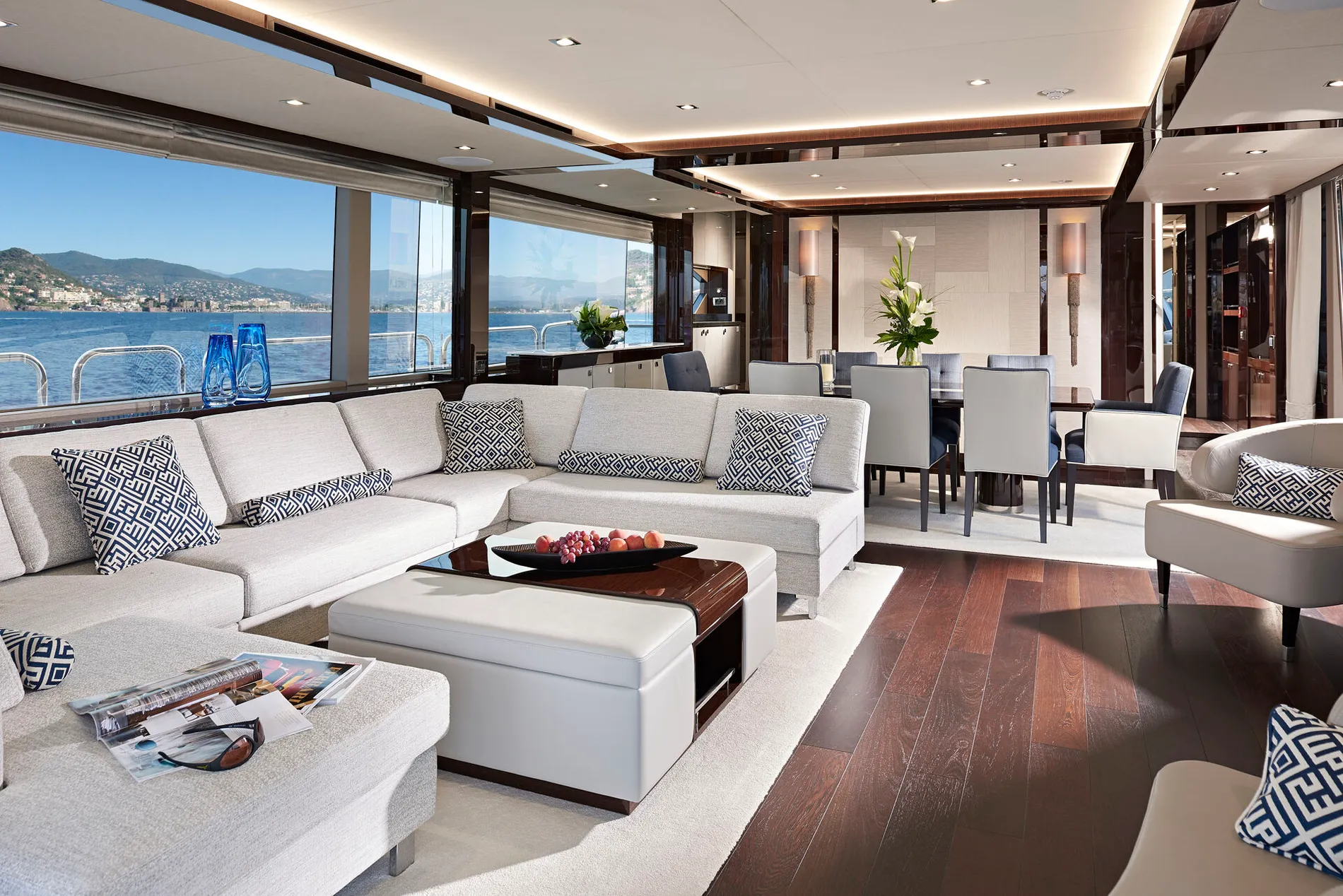 New 2027 Sunseeker 95 Yacht for Sale | Vancouver, BC | M&P Yacht Centre | 68b0dfdde1f46d9db90fc660