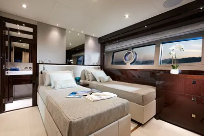 New 2027 Sunseeker 95 Yacht for Sale | Vancouver, BC | M&P Yacht Centre | 68b0dfdde1f46d9db90fc660
