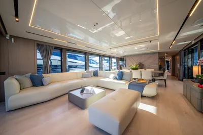 New 2027 Sunseeker 100 Yacht for Sale | Vancouver, BC | M&P Yacht Centre | 68b0e1101e8396207f04a93b