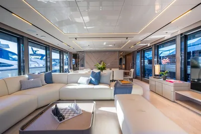 New 2027 Sunseeker 100 Yacht for Sale | Vancouver, BC | M&P Yacht Centre | 68b0e1101e8396207f04a93b