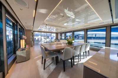 New 2027 Sunseeker 100 Yacht for Sale | Vancouver, BC | M&P Yacht Centre | 68b0e1101e8396207f04a93b