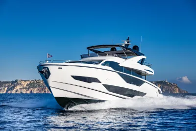 New 2027 Sunseeker 90 Ocean for Sale | Vancouver, BC | M&P Yacht Centre | 68b0e36d02d64e951a01e3d3