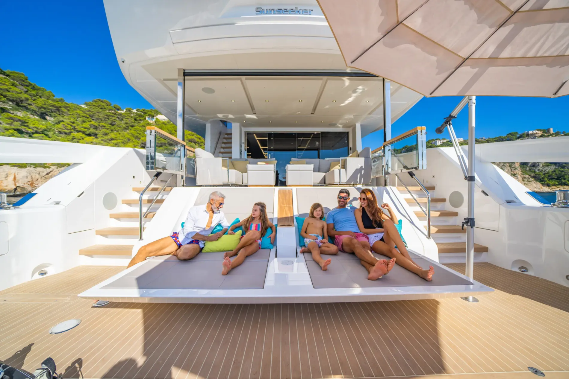 New 2027 Sunseeker 90 Ocean for Sale | Vancouver, BC | M&P Yacht Centre | 68b0e36d02d64e951a01e3d3