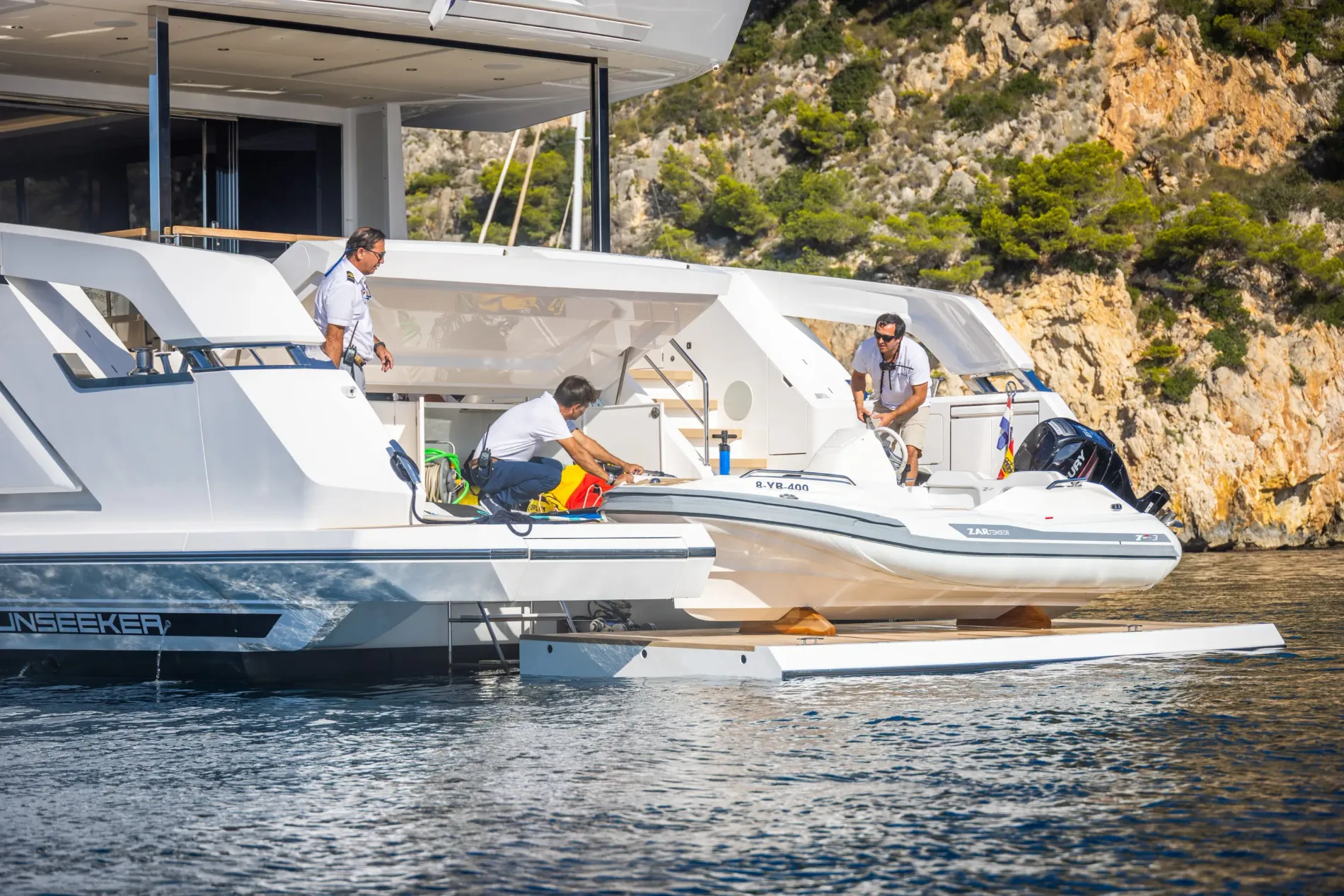 New 2027 Sunseeker 90 Ocean for Sale | Vancouver, BC | M&P Yacht Centre | 68b0e36d02d64e951a01e3d3