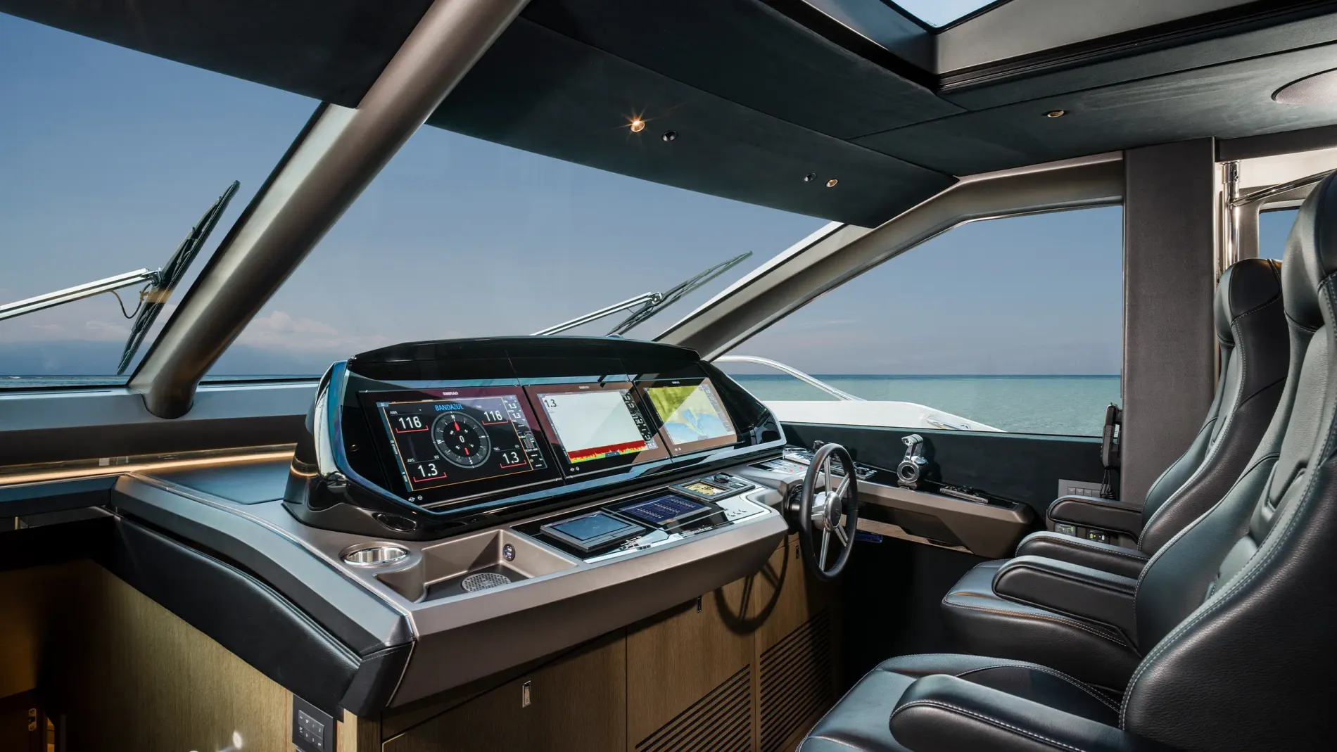 New 2027 Sunseeker 90 Ocean for Sale | Vancouver, BC | M&P Yacht Centre | 68b0e36d02d64e951a01e3d3