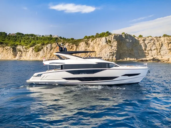 2027 Sunseeker 90 Ocean 