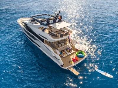 New 2027 Sunseeker 90 Ocean for Sale | Vancouver, BC | M&P Yacht Centre | 68b0e36d02d64e951a01e3d3