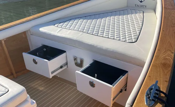 2025 Dorrien Yachts 160T 1/1 detail image 13