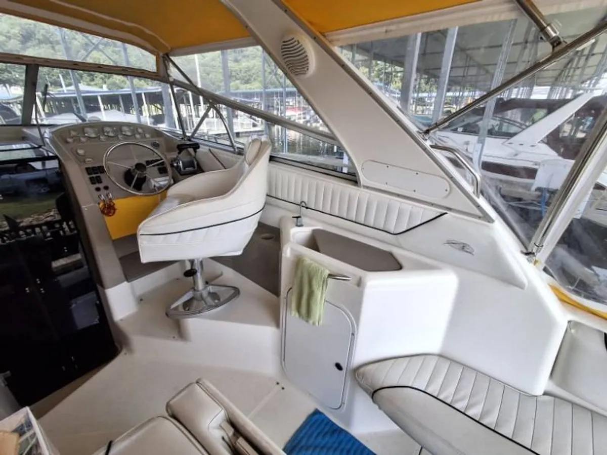 boat-carouselImage-image