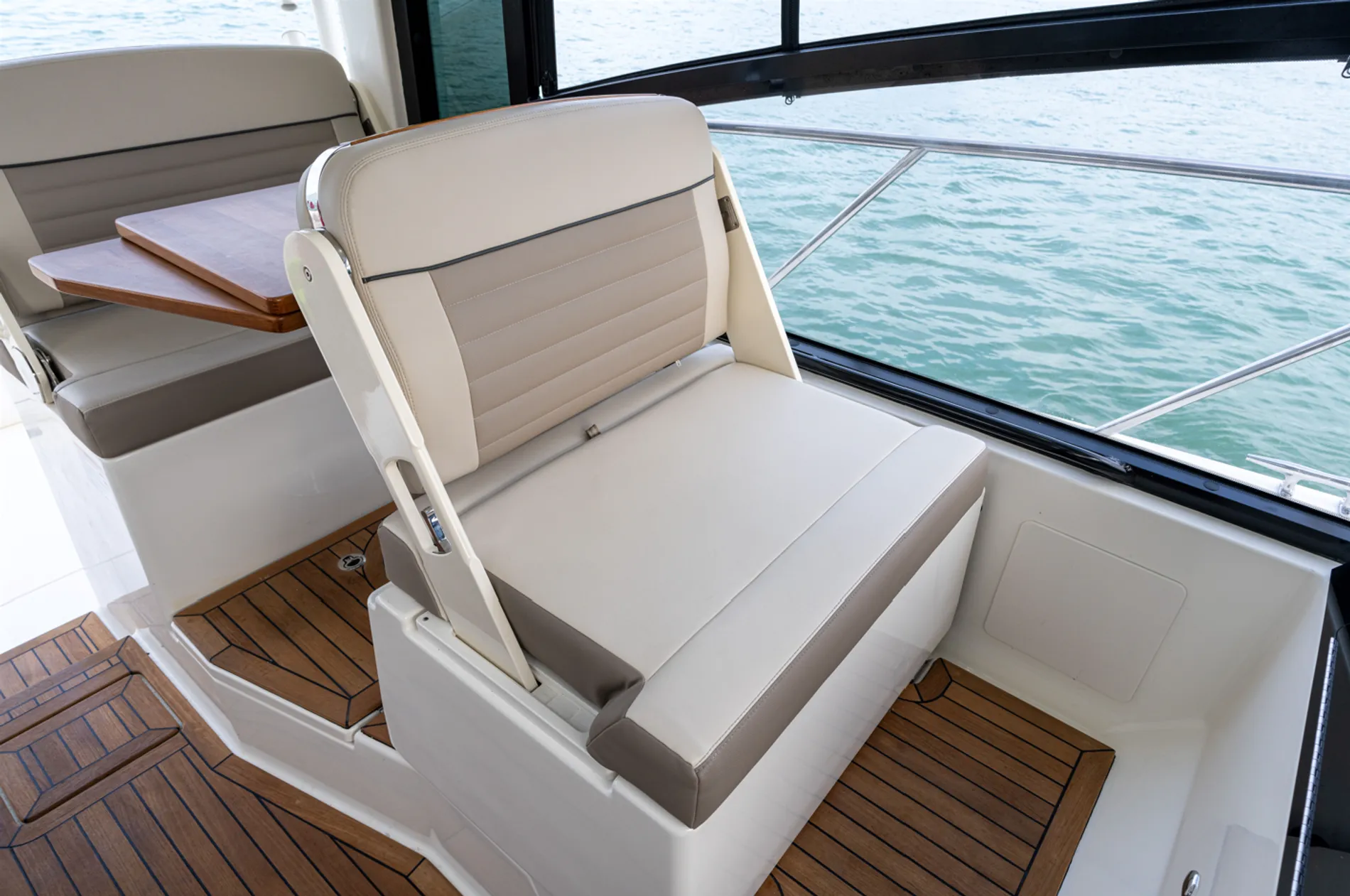 New 2027 Boston whaler 365 Conquest for Sale | Vancouver, BC | M&P Yacht Centre | 68b9e6ba3b0a18b7f20b74f9