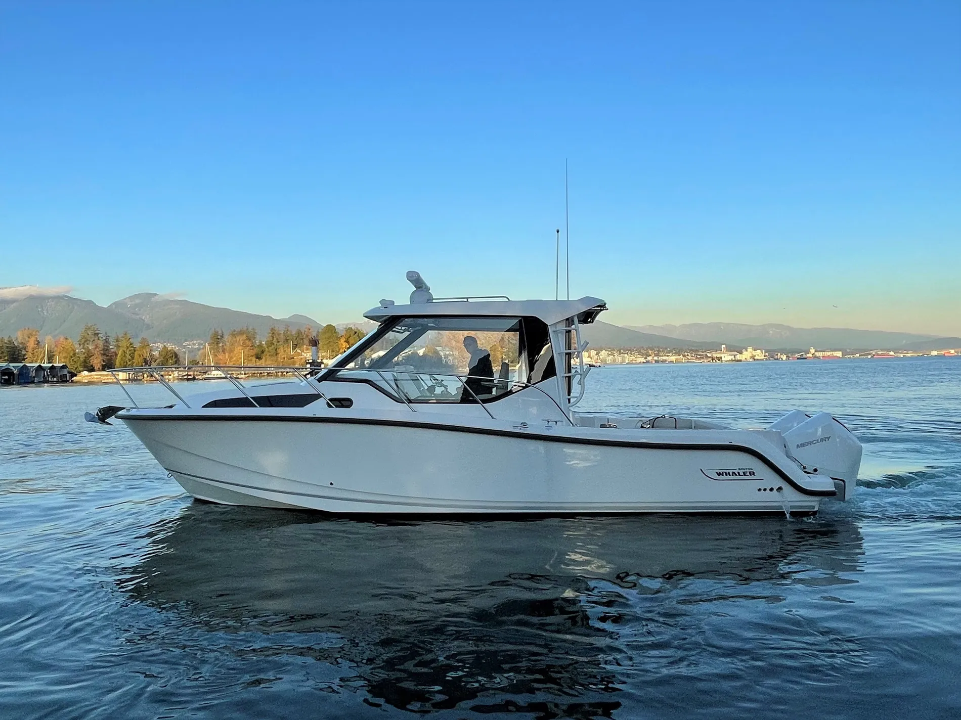 New 2026 Boston whaler 325 Conquest Pilothouse for Sale | Vancouver, BC | M&P Yacht Centre | 68ba029f97b34733670548ec