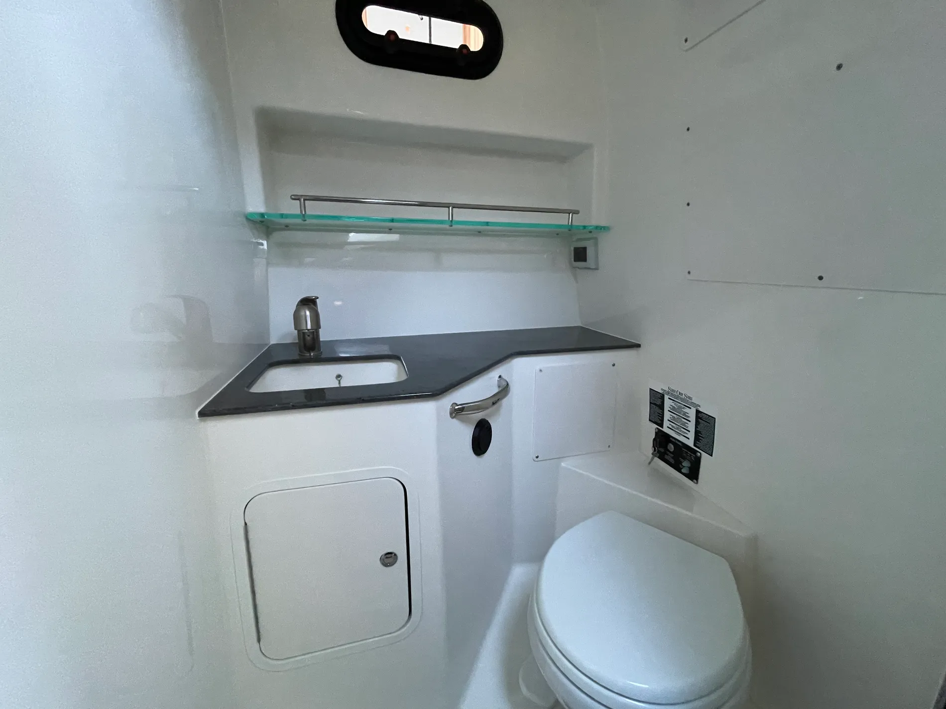 New 2026 Boston whaler 325 Conquest Pilothouse for Sale | Vancouver, BC | M&P Yacht Centre | 68ba029f97b34733670548ec