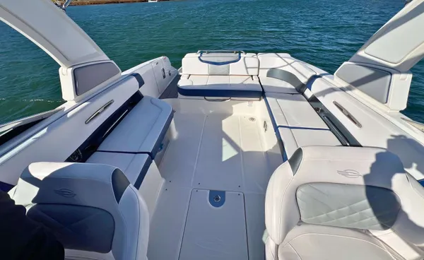 2021 Chaparral 307 SSX detail image 15