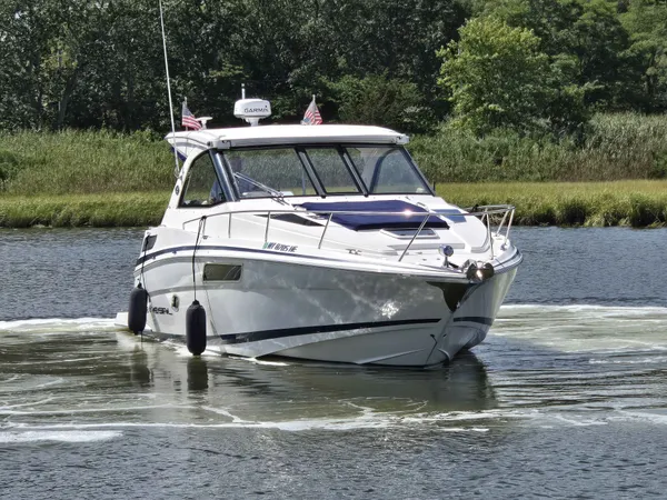 2018 Regal 35 SC detail image 7