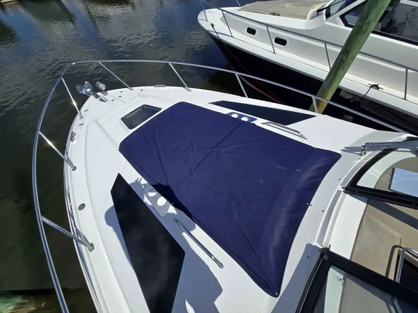 2018 Regal 35 SC detail image 23